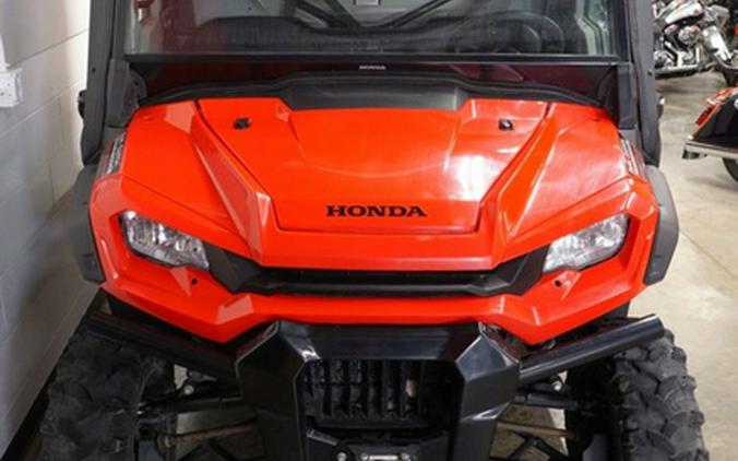 2022 Honda Pioneer 1000 Deluxe