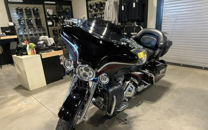 2006 Harley-Davidson® FLHTCUI - Ultra Classic® Electra Glide®