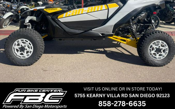 2024 Can-Am® Maverick R 999T DCT