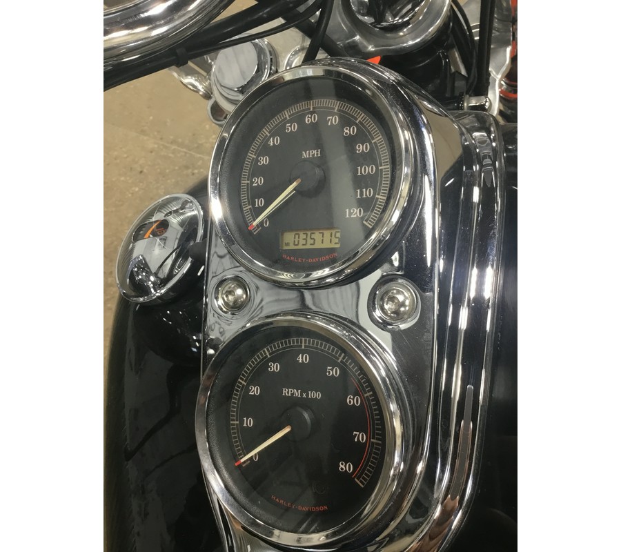 2008 HARLEY-DAVIDSON Dyna Low Rider
