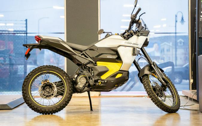 2025 Can-Am® Origin '73