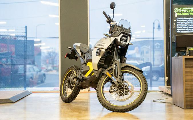 2025 Can-Am® Origin '73