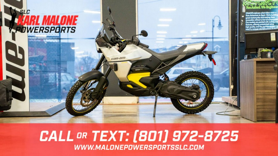 2025 Can-Am® Origin '73