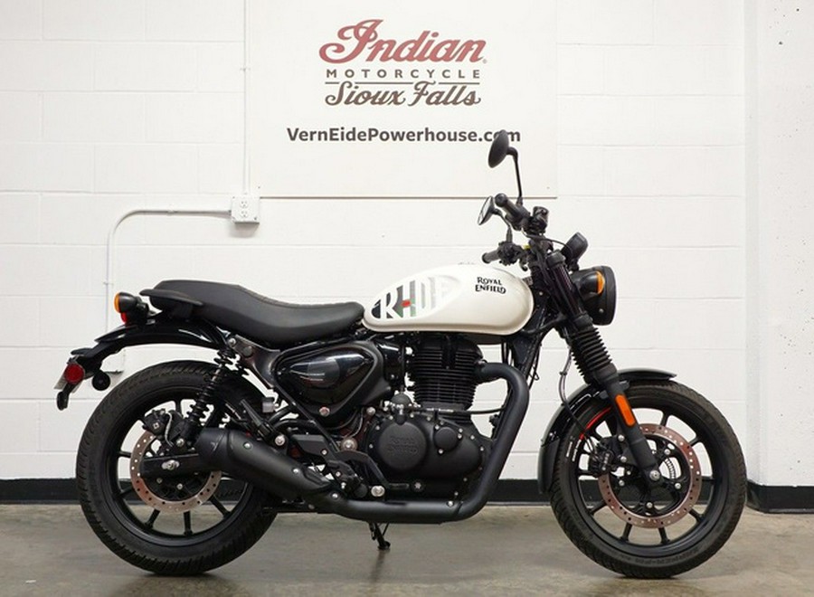 2023 Royal Enfield Hunter 350 Dapper White