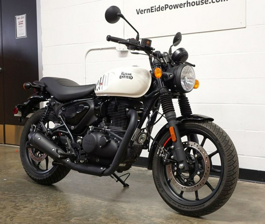 2023 Royal Enfield Hunter 350 Dapper White