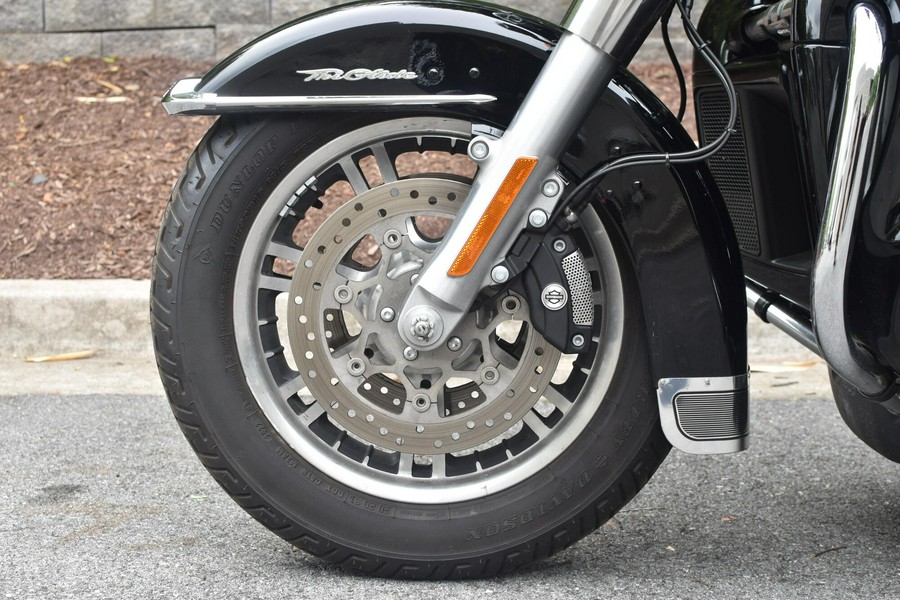 2022 Harley-Davidson Tri Glide Ultra Vivid Black