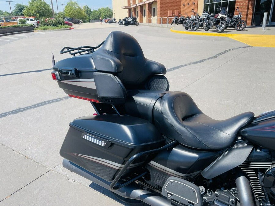 2014 Harley-Davidson Electra Glide Ultra Limited FLHTK