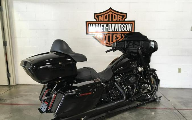 2024 Harley-Davidson® FLHX - Street Glide®