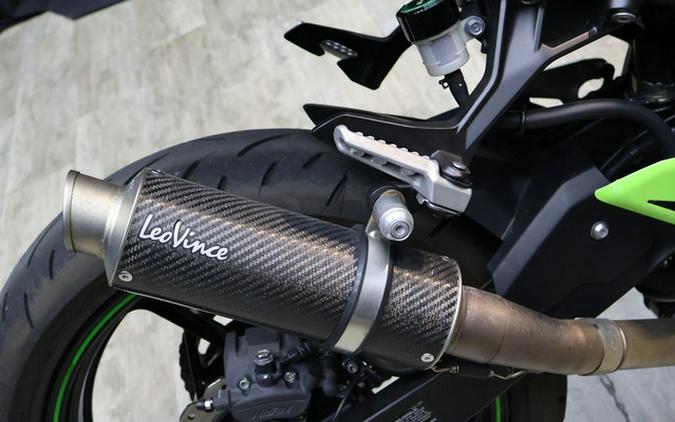 2023 Kawasaki Ninja 400 Matrix Camo Gray/Metallic Matte Carbon