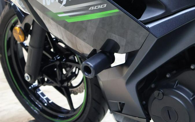 2023 Kawasaki Ninja 400 Matrix Camo Gray/Metallic Matte Carbon