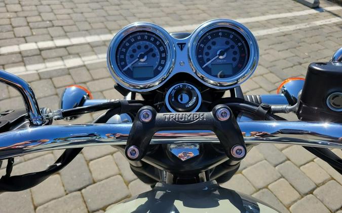 2026 Triumph Bonneville T120 Stone grey