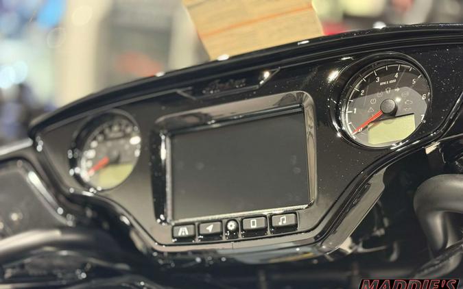 2025 Indian Motorcycle Roadmaster® PowerPlus Dark Horse® with 112 and PowerBand Audio Package