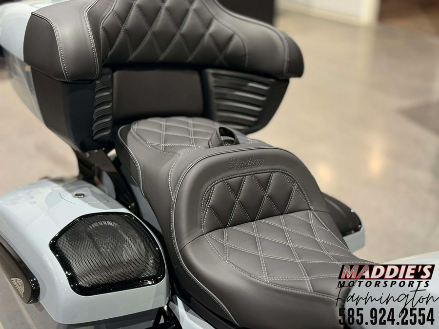 2025 Indian Motorcycle Roadmaster® PowerPlus Dark Horse® with 112 and PowerBand Audio Package