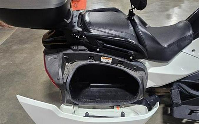 2017 Can-Am Spyder F3-T SE6