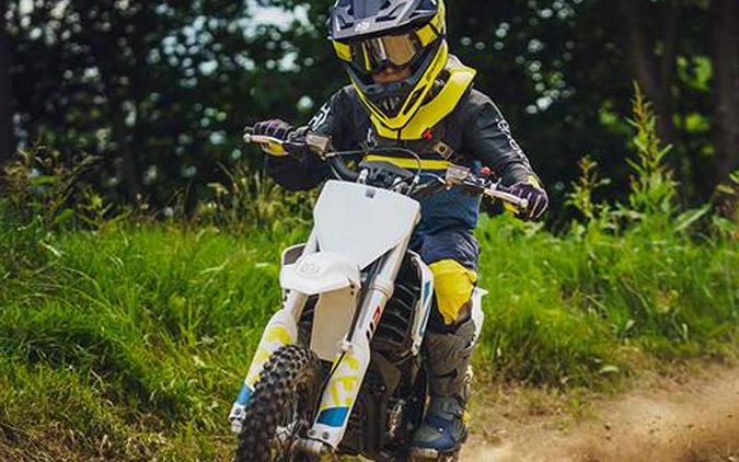 2024 Husqvarna EE 3