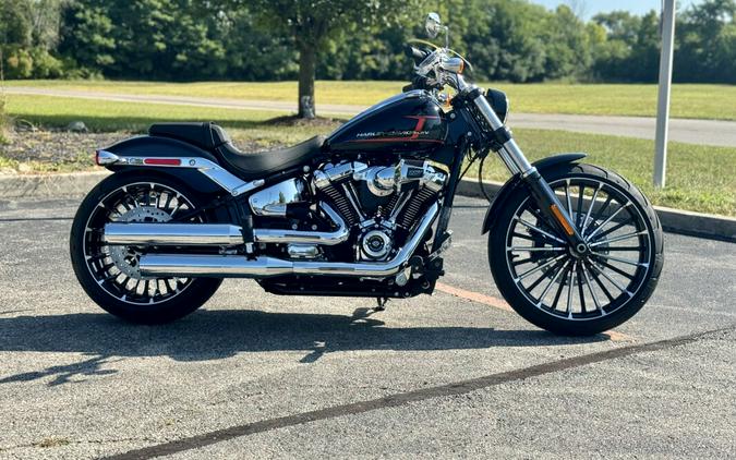 2024 Harley-Davidson Breakout 117 Vivid Black