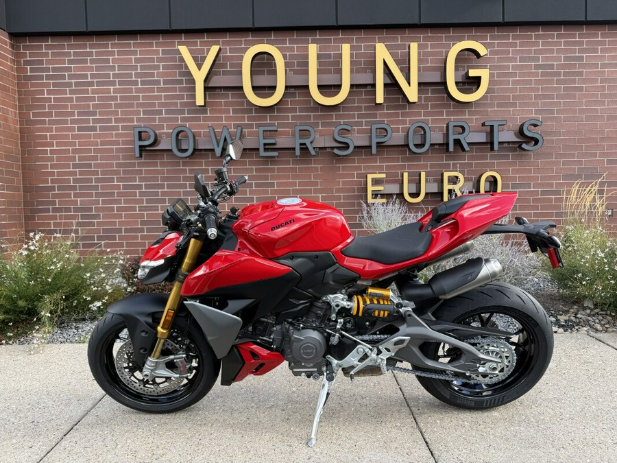 2026 Ducati Streetfighter V2 S Ducati Red