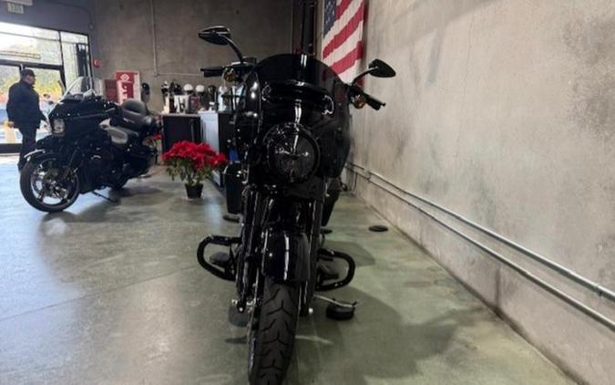 2024 Harley-Davidson® FLHRXS - Road King® Special