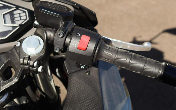 2025 Kawasaki Ninja® 500 ABS Passion Red/Metallic Flat Spark Black