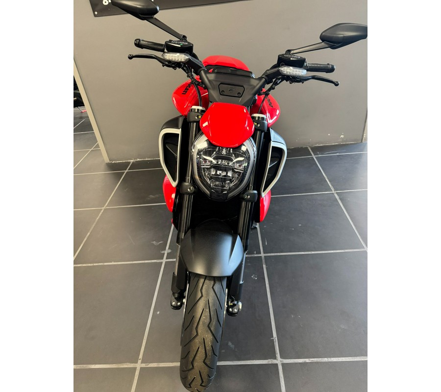2024 Ducati Diavel V4