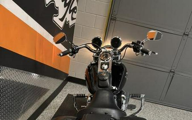 2016 Harley-Davidson® FLSTF - Softail® Fat Boy®