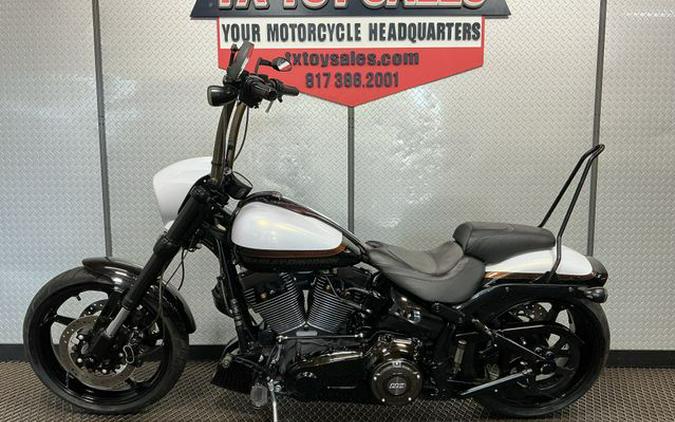2016 Harley-Davidson Softail CVO Pro Street Breakout