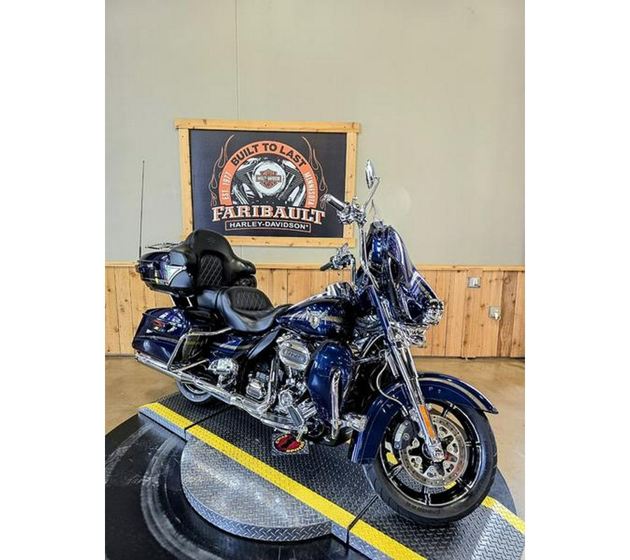 2018 Harley-Davidson® FLHTKSE - CVO™ Limited 115th Anniversary