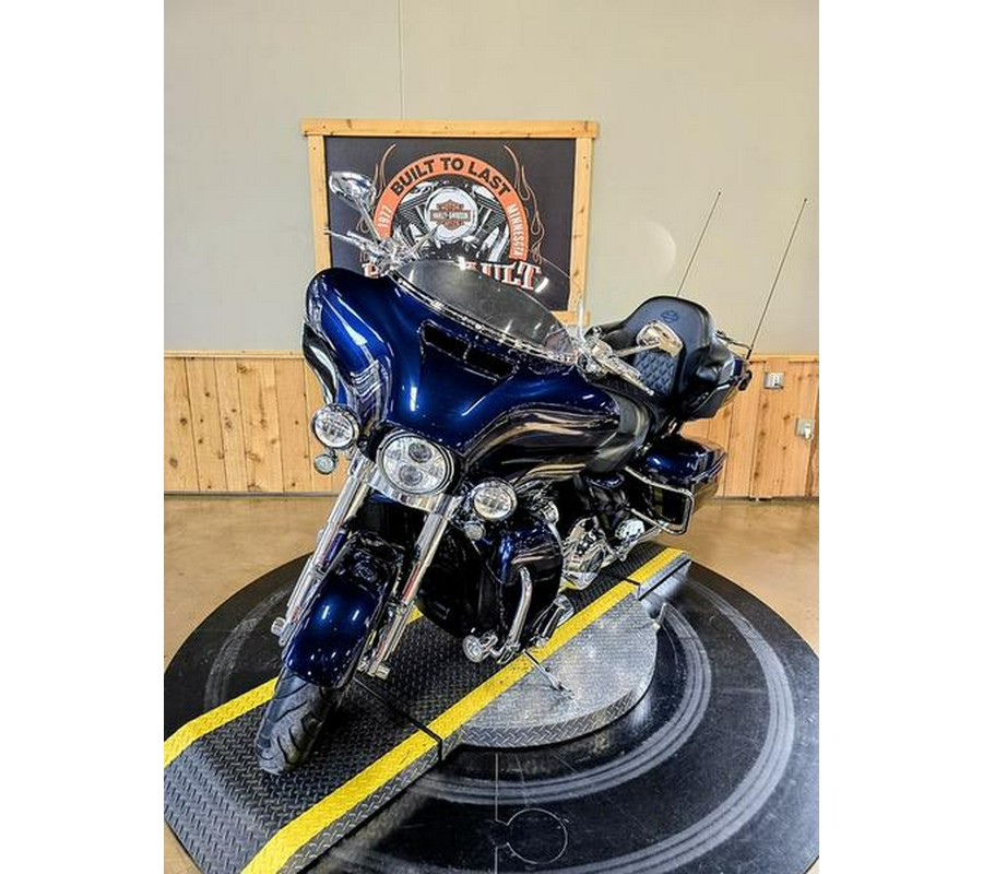 2018 Harley-Davidson® FLHTKSE - CVO™ Limited 115th Anniversary