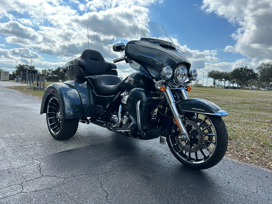 2025 Harley-Davidson FLHTCUTG - Tri Glide Ultra