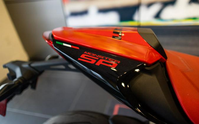 2026 Ducati MONTSER PLUS