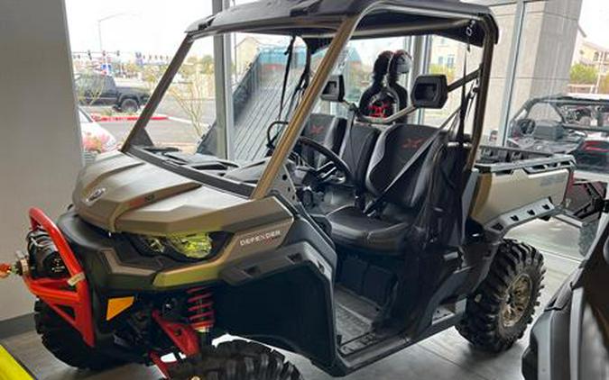 2023 Can-Am Defender X MR HD10