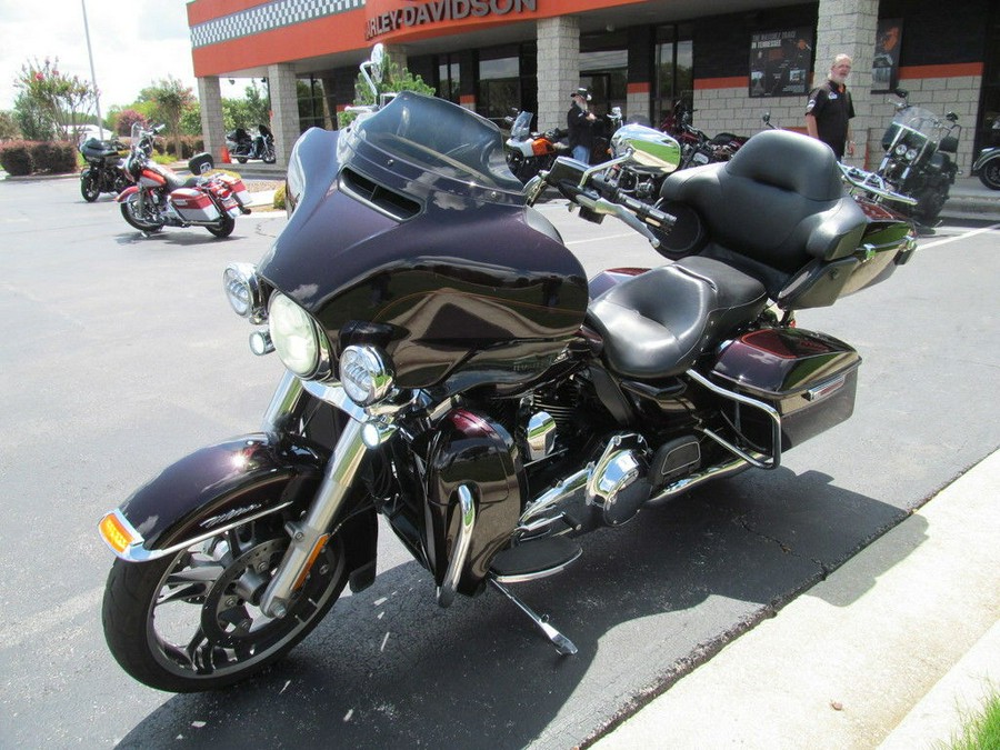 2014 Harley-Davidson® FLHTCU - Electra Glide® Ultra Classic®