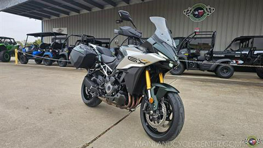 2024 Suzuki GSX-S1000GX+