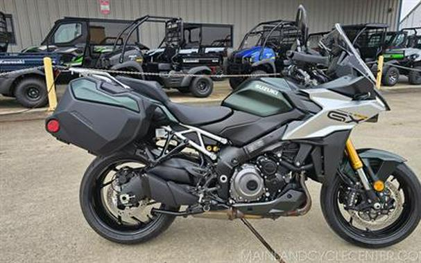 2024 Suzuki GSX-S1000GX+