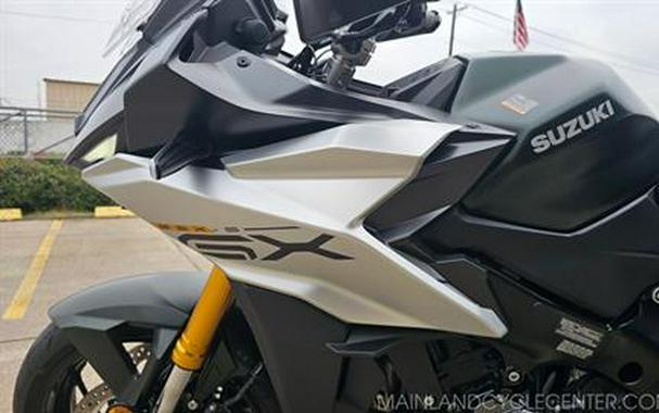 2024 Suzuki GSX-S1000GX+