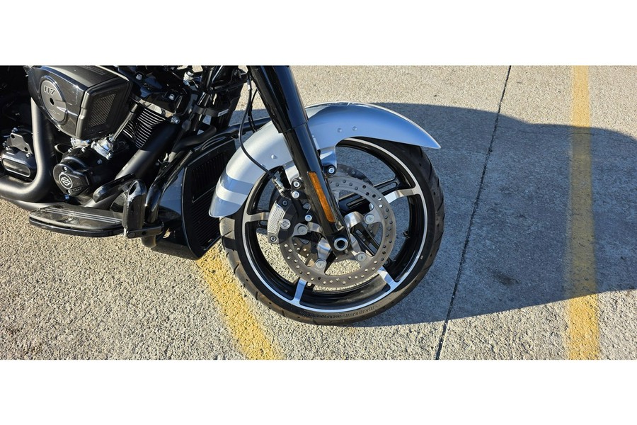 2024 Harley-Davidson® ROAD GLIDE