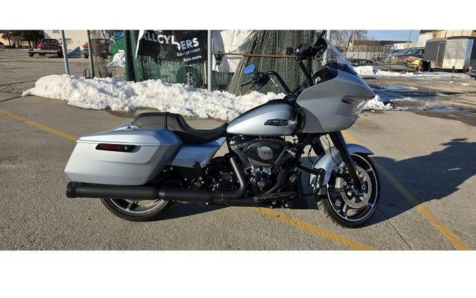 2024 Harley-Davidson® ROAD GLIDE