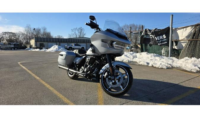2024 Harley-Davidson® ROAD GLIDE