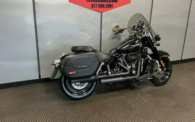 2018 Harley-Davidson Softail Heritage Classic 114