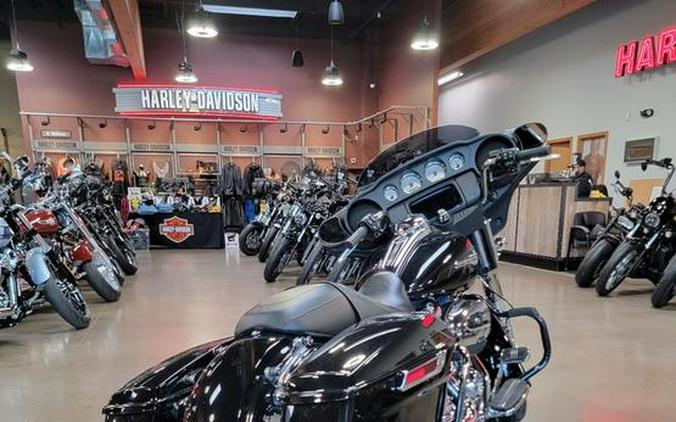 2021 Harley-Davidson® FLHX - Street Glide®