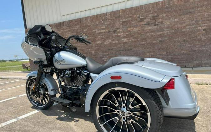 2023 Harley-Davidson Road Glide 3 Trike First Look [5 Fast Facts]