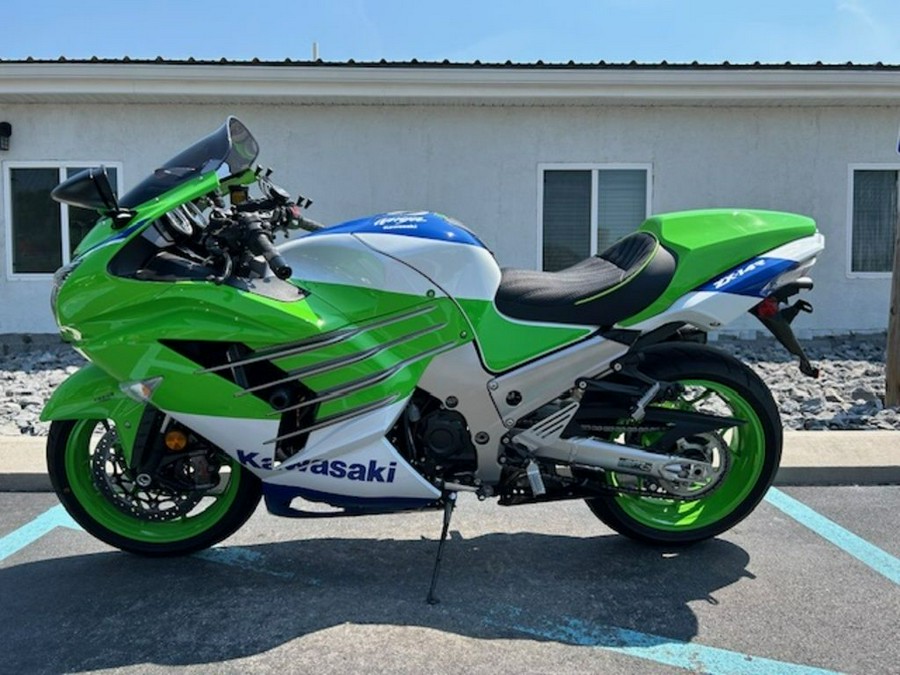 2024 Kawasaki Ninja® ZX™-14R 40th Anniversary Edition ABS