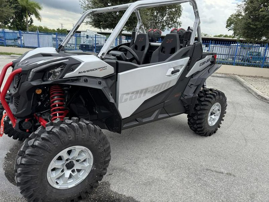 2025 Can-Am® Maverick Sport X mr 1000R