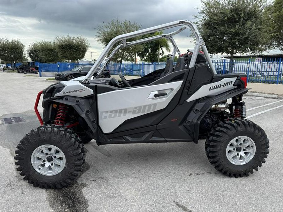 2025 Can-Am® Maverick Sport X mr 1000R
