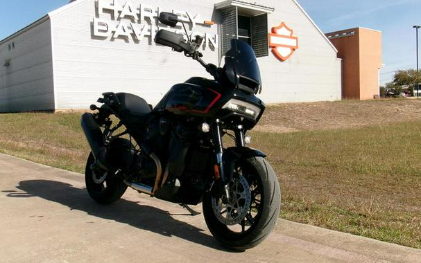 2025 Harley-Davidson® RA1250ST - Pan America® 1250 ST