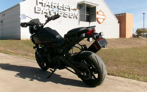 2025 Harley-Davidson® RA1250ST - Pan America® 1250 ST