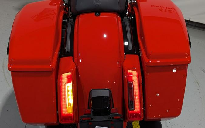 2026 Harley-Davidson® Street Glide® Blood Orange - Black Finish