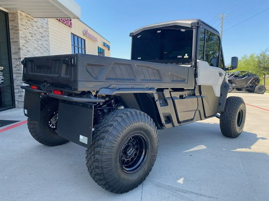 2026 Can-Am Defender PRO Limited HD10