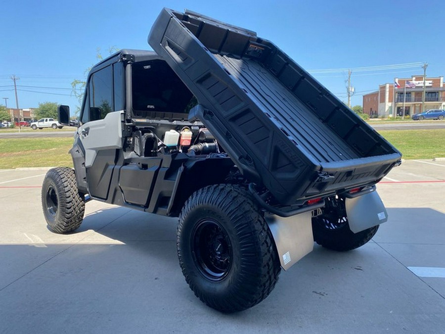 2026 Can-Am Defender PRO Limited HD10