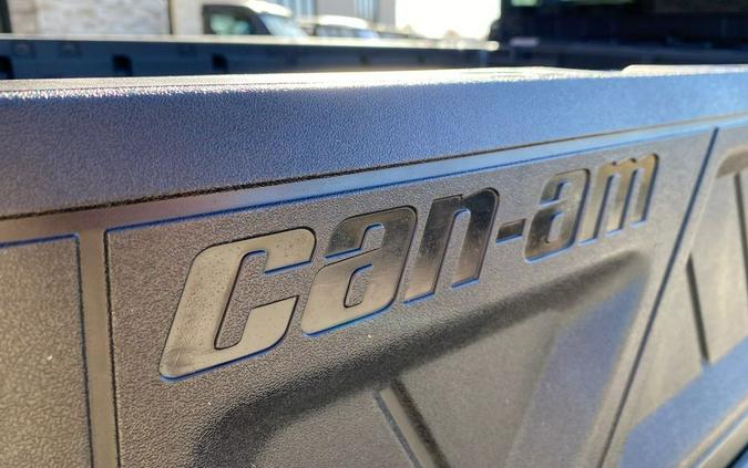 2026 Can-Am® Defender PRO Limited HD10